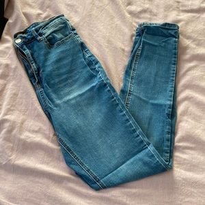 High waisted skinny jeans